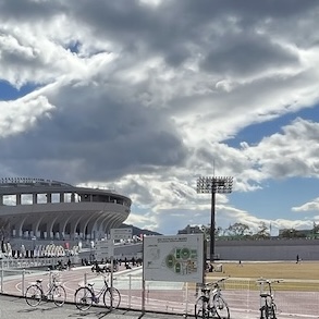 岐阜メモリアルセンター長良川競技場周辺の駐車場状況と注意点